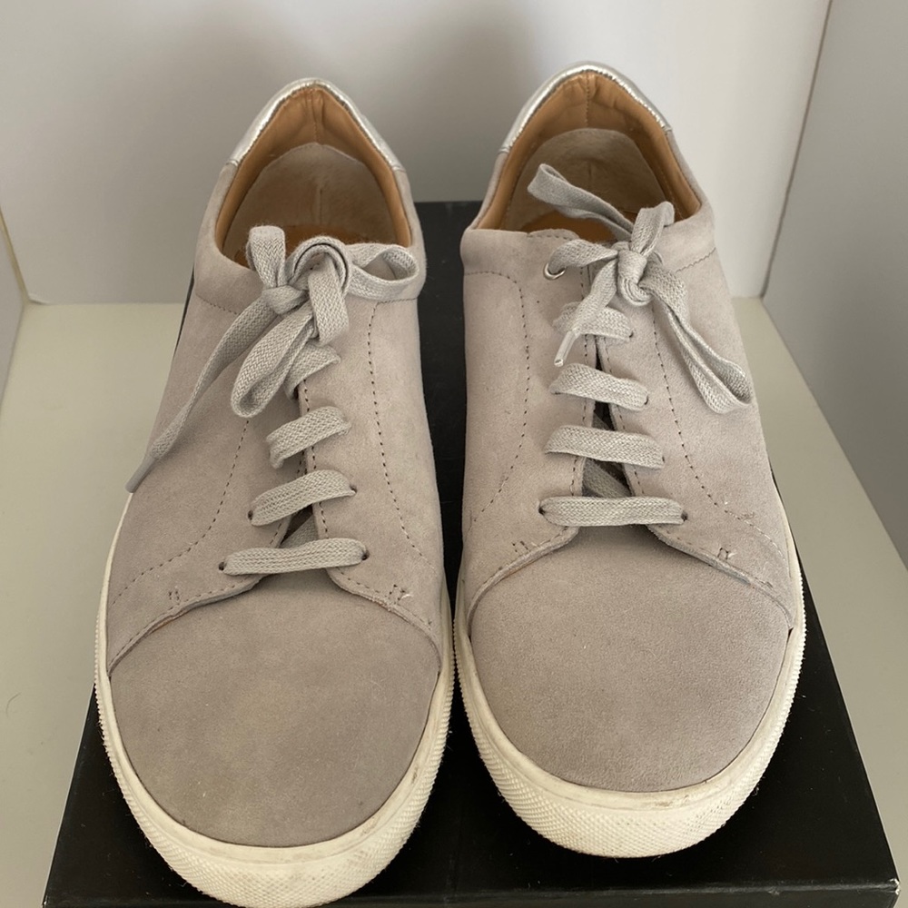 Banana Republic Essential Sneakers Grey Suede w/Metallic Silver Leather Accent